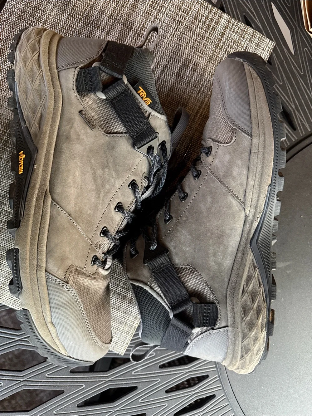 Teva Grandview GTX Men’s Gray Waterproof Hiking Boots